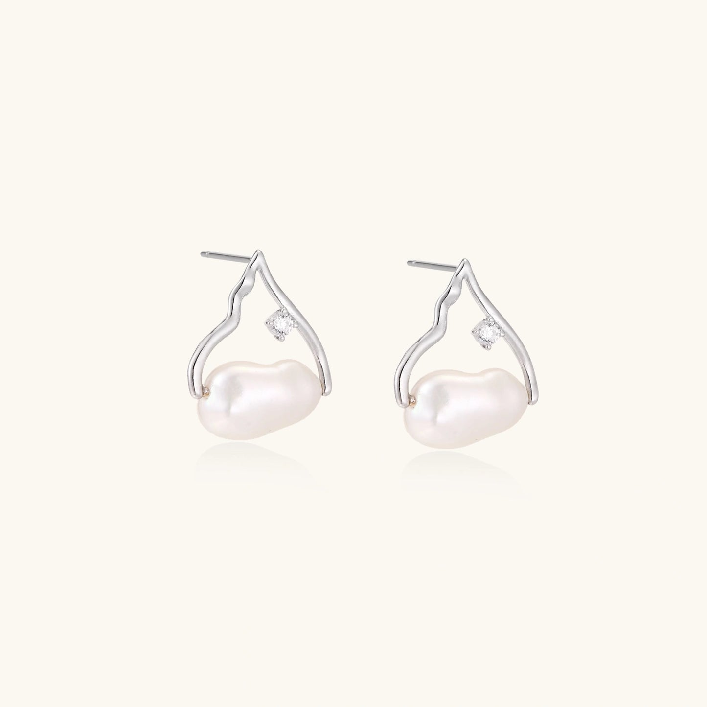 Pearl Teardrop Earrings