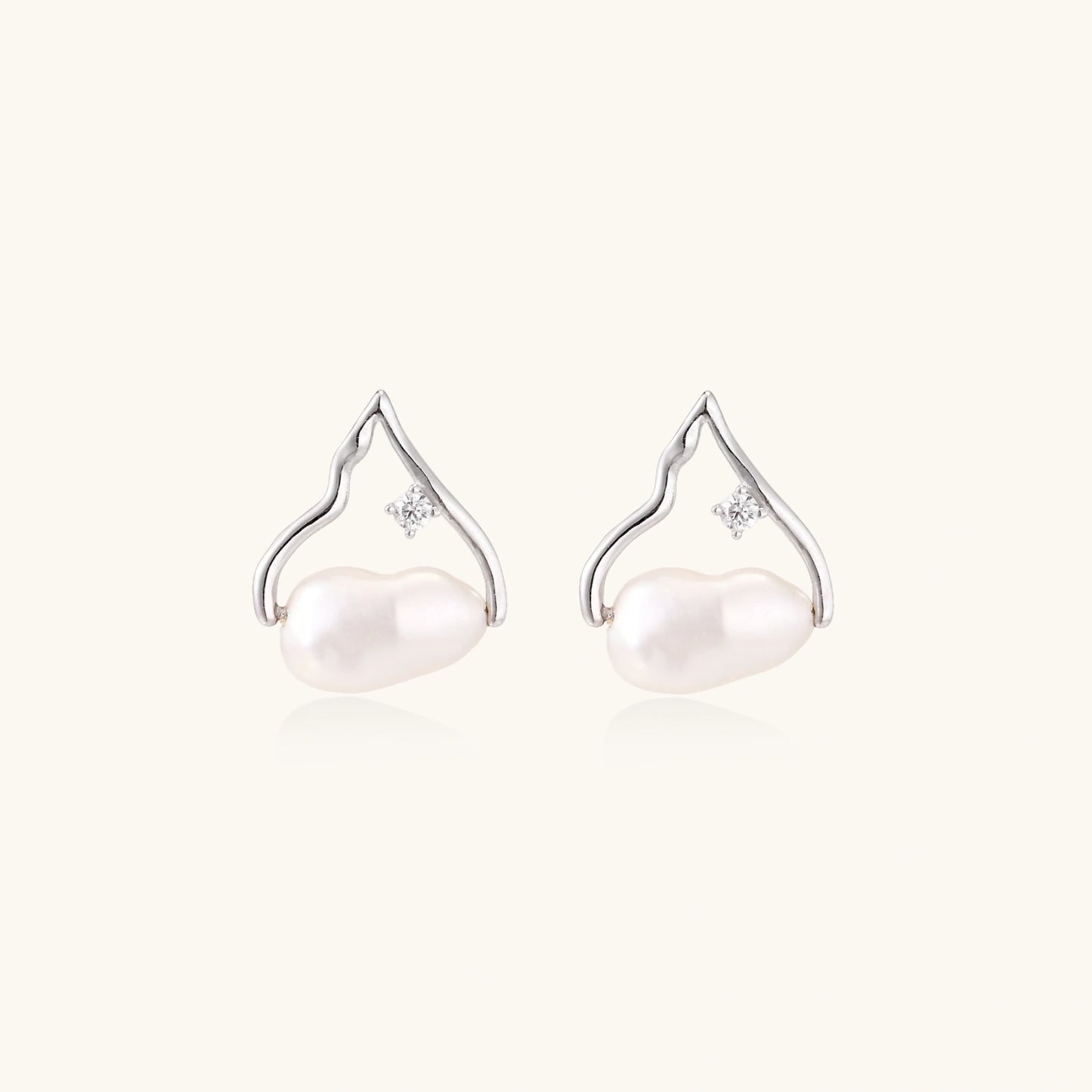 Pearl Teardrop Earrings