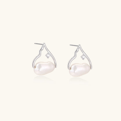 Pearl Teardrop Earrings
